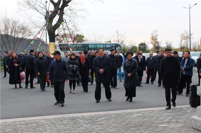 常州市政协委员考察嬉乐湾生态农业示范园